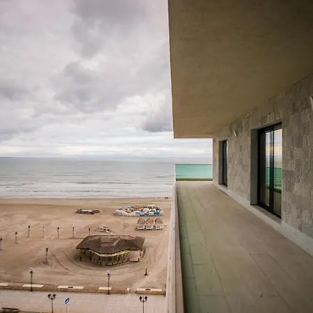 Promenada Apartments 2 *